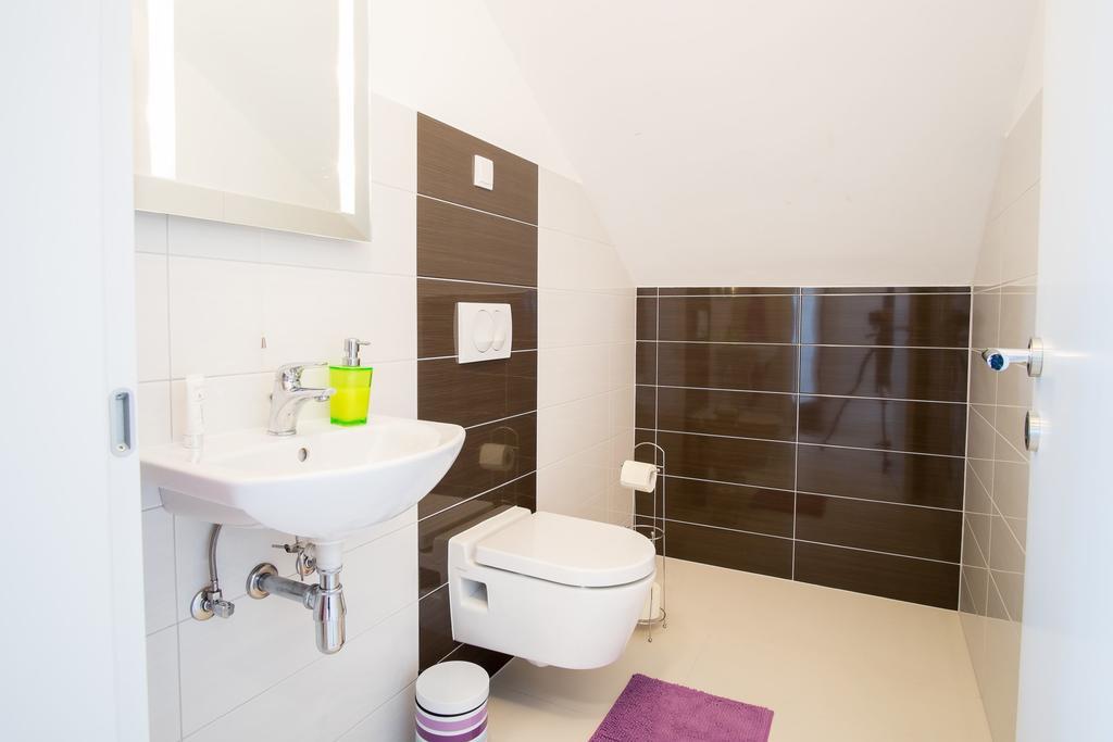 Luxury Spa Apartment Luna นยีวีเซ ห้อง รูปภาพ